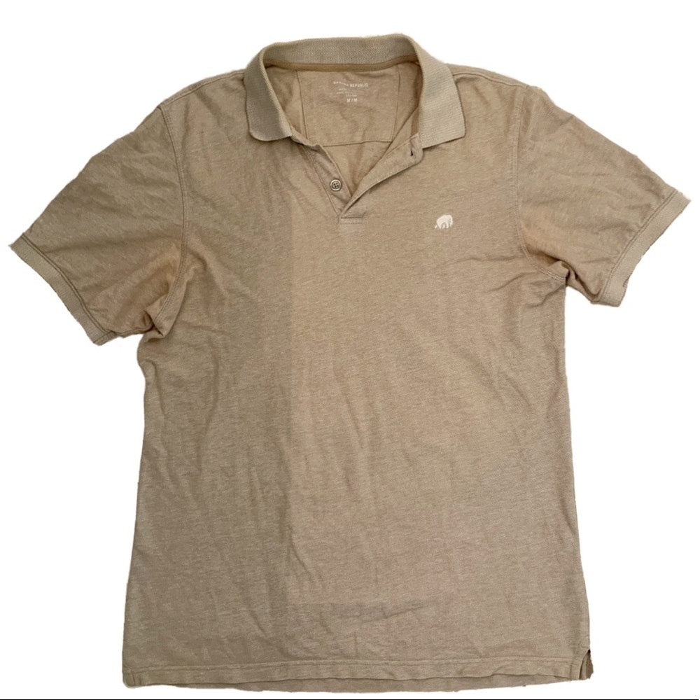 🛍 Banana Republic Tan Short Sleeve Polo